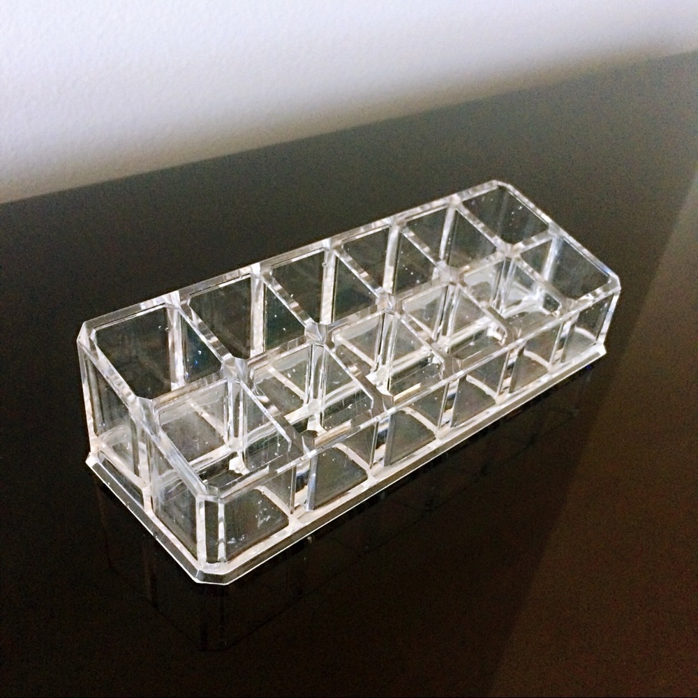 Makeup Organizer Display Rack Lipstick Holder - Picture 2 of 4